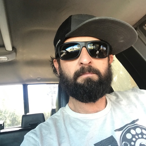 Profile Picture of Matt Mcdiffett (@mattmcdiff36) on Poshmark