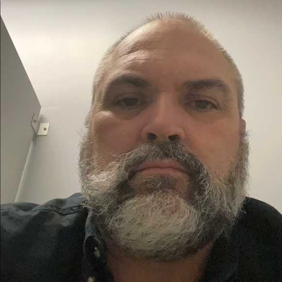 Profile Picture of Kevin Gregory (@kevingregory32) on Poshmark