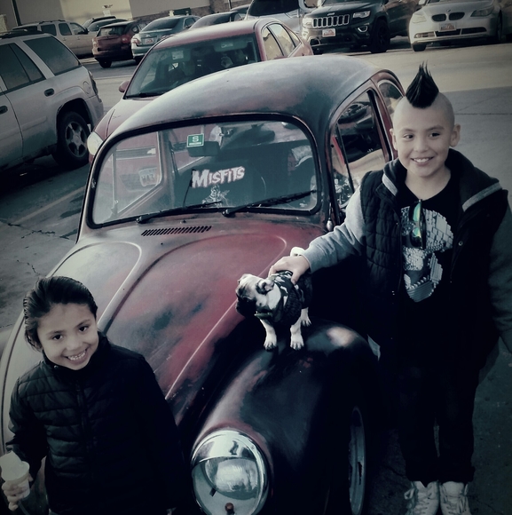 Profile Picture of Fernando Rojas (@fernanrock) on Poshmark