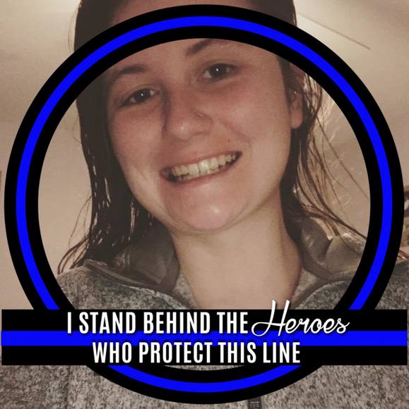 Profile Picture of Britt Gralak (@brittgrak) on Poshmark