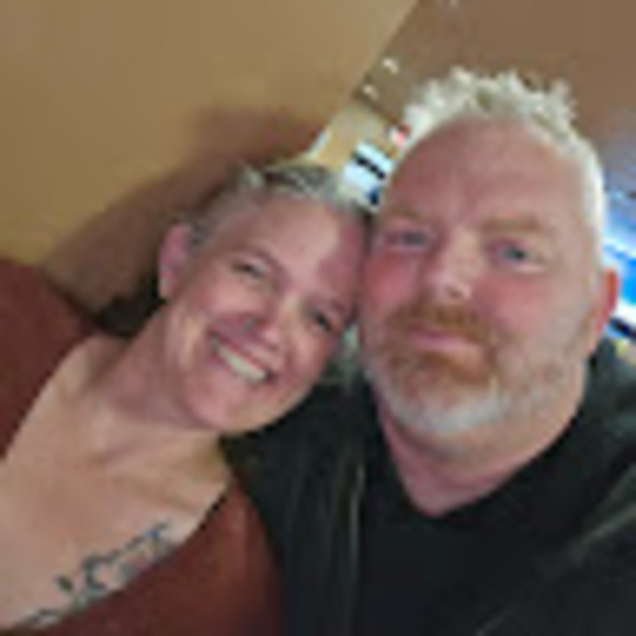 Profile Picture of Lucinda Hodges (@mommy3231983) on Poshmark