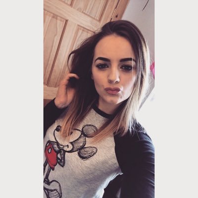 Profile Picture of Megan McAteer †  ♥ (@Meganmcateer8) on Twitter