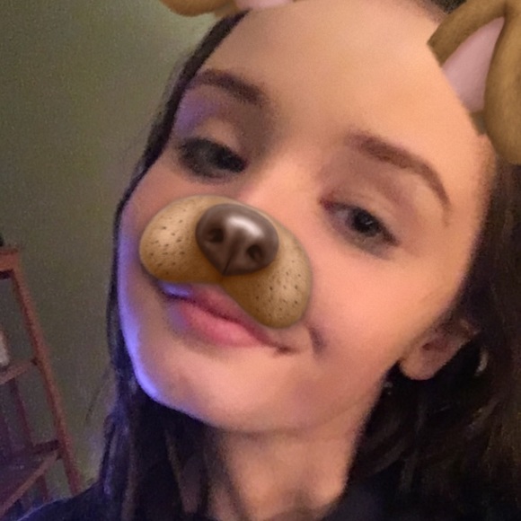 Ava Mccahill - Poshmark Profile Picture of Ava Mccahill (@avamccahill) on Poshmark