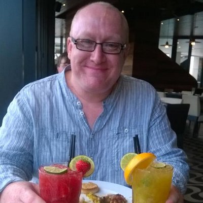 Profile Picture of Peter Hackett (@Baggieman69) on Twitter