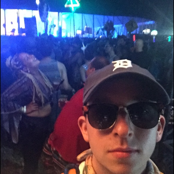Profile Picture of Jason Vandenberghe (@jasonv1) on Poshmark