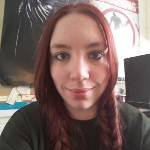 Profile Picture of Holly Reader (@HollyReaderUK) on Twitter