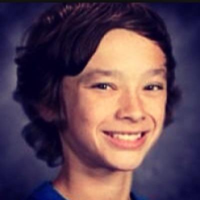 Profile Picture of Carlos Spicy Weiner (@spicyweinar_c) on Twitter