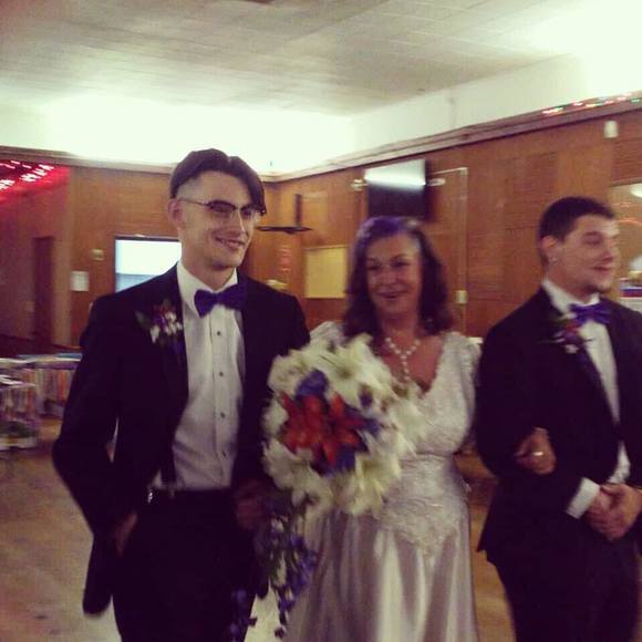 Tucker Haesche - Poshmark Profile Picture of Tucker Haesche (@tucktuck27) on Poshmark