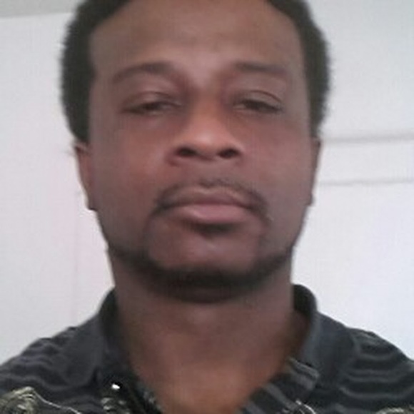 Profile Picture of Narong Spinks (@spinks50) on Poshmark