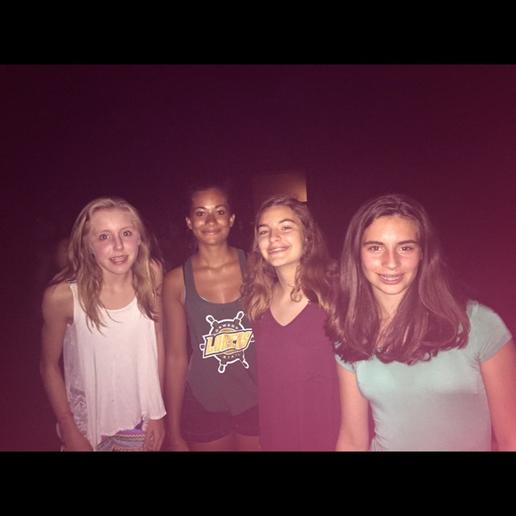 Profile Picture of Taylor Townson (@taylort521) on Poshmark