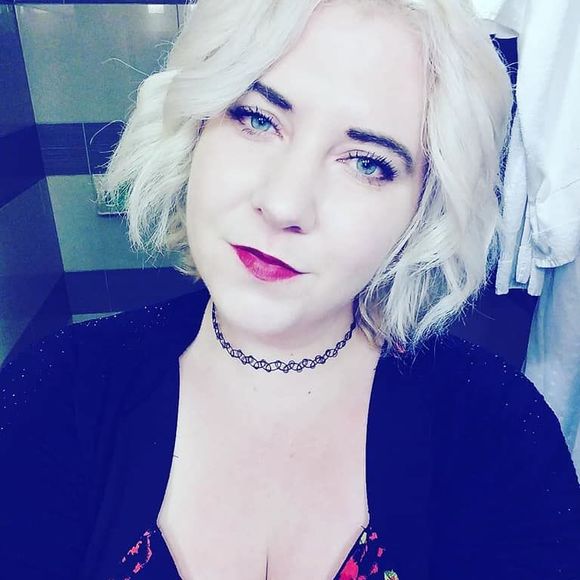 Profile Picture of Sheridon Weatherby (@sheridonkenneth) on Poshmark