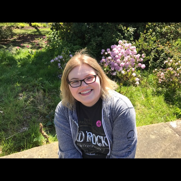 Profile Picture of Daniella Jacoby (@unionjacoby) on Poshmark