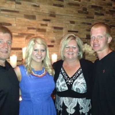 Profile Picture of Kim Roark (@KimRoark3) on Twitter