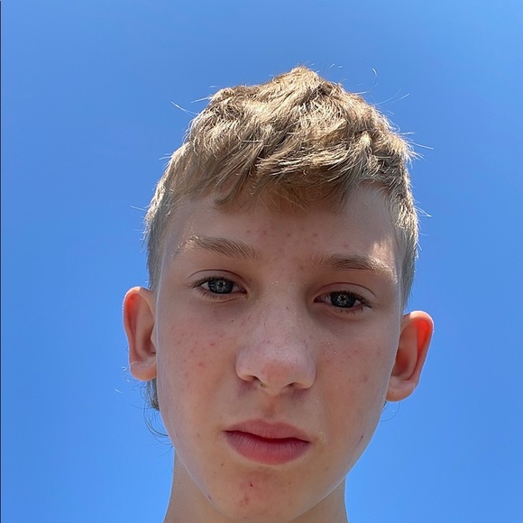 Profile Picture of Evan James (@evanjames609) on Poshmark