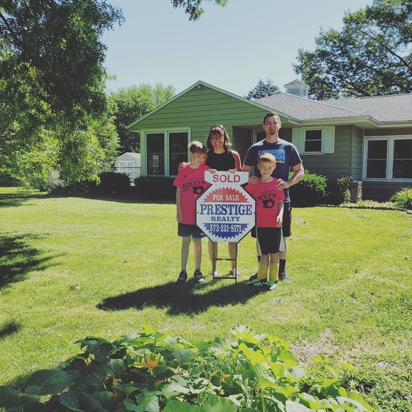 Profile Picture of Amanda Pendergrass (@pendergrass05) on Poshmark