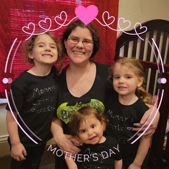 Cady Wright - Poshmark Profile Picture of Cady Wright (@cadywright22) on Poshmark