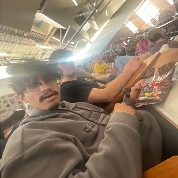 Profile Picture of Adrian Cabrera (@adriancabrer771) on Poshmark