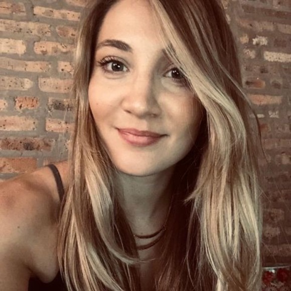 Profile Picture of Maria Dernovsek (@mariadernovsek) on Poshmark