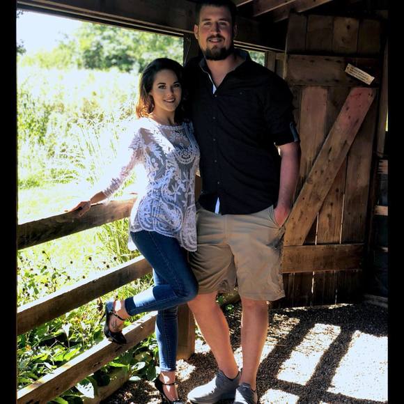 Profile Picture of Paige Caskey (@gijxkknfsh) on Poshmark