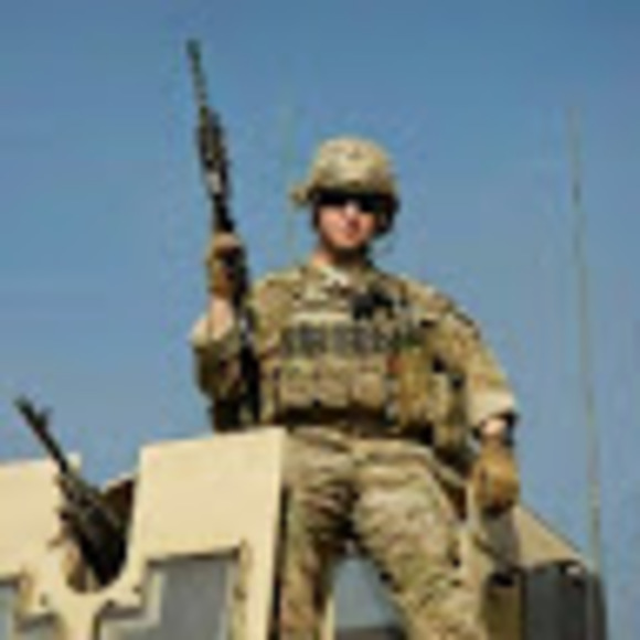 Profile Picture of Matthew Rogers (@rogersmt) on Poshmark