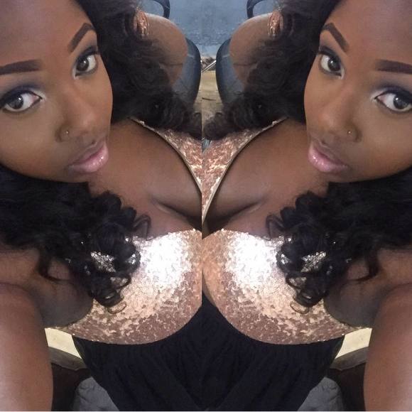 Profile Picture of Reshea Pittman (@resheap) on Poshmark