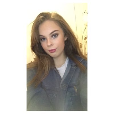 Profile Picture of Mia Richards (@miarichards0810) on Twitter