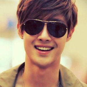 Profile Picture of Kim Hyung Joong (@hemsword) on Myspace