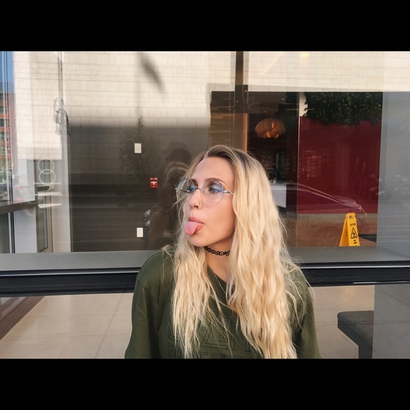 Profile Picture of Aspen Michael (@aspenmichael) on Poshmark