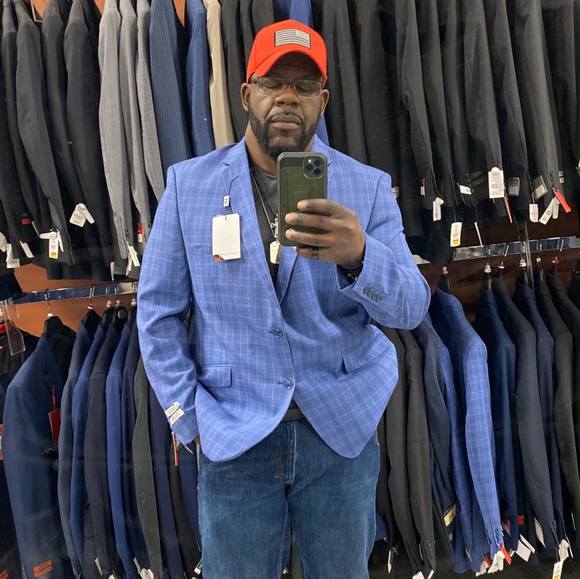 Profile Picture of Andre Prince (@tazzzz18) on Poshmark