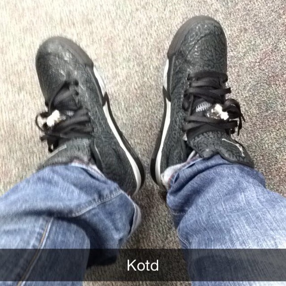 Mario Collins - Poshmark Profile Picture of Mario Collins (@trvllsavage) on Poshmark