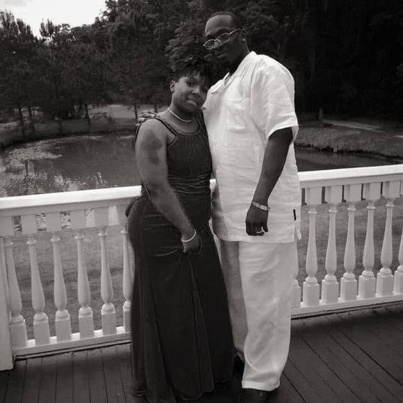 Profile Picture of Dorshay Pais (@dorshayn) on Poshmark