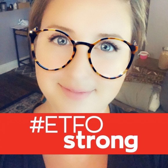 Profile Picture of Erin Vandenbroek (@evalickis) on Poshmark