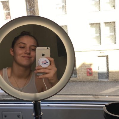Profile Picture of Jade Sinclair (@JadeSinclair21) on Twitter