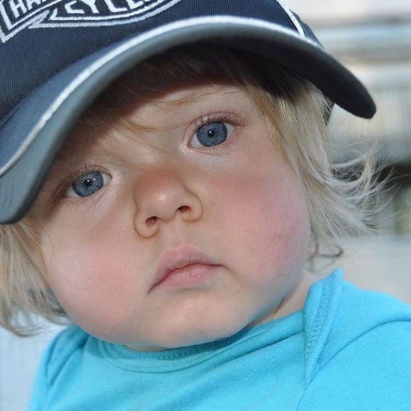 Profile Picture of Robert Cram (@meirlot) on Poshmark