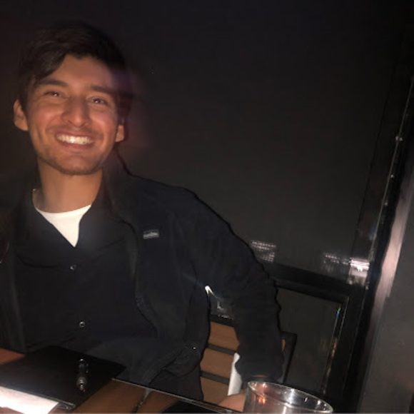 Profile Picture of Aaron Ledesma (@aaronledesma44) on Poshmark