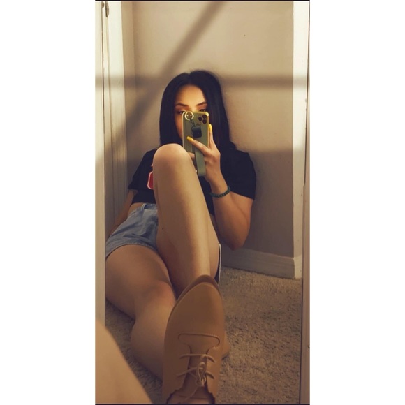 Profile Picture of Yasmin Ramirez (@yasminn__x3) on Poshmark