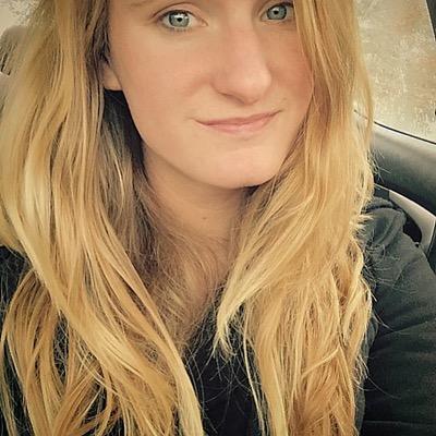 Profile Picture of Kim Tanguay (@kimtanggg) on Twitter