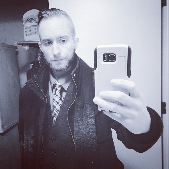 Profile Picture of Corey Braeger (@braeger85) on Poshmark