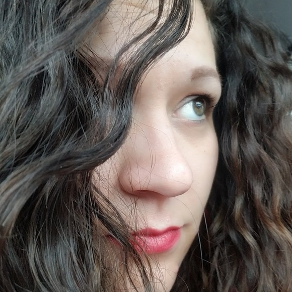 Profile Picture of Michelle Tarchala (@mommof5) on Poshmark