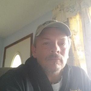 Profile Picture of Ronald, D (@MyRonLarson3) on Twitter