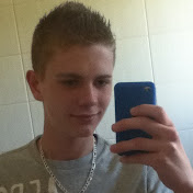 Profile Picture of Chris Ciszek (@iflypineapple) on Youtube