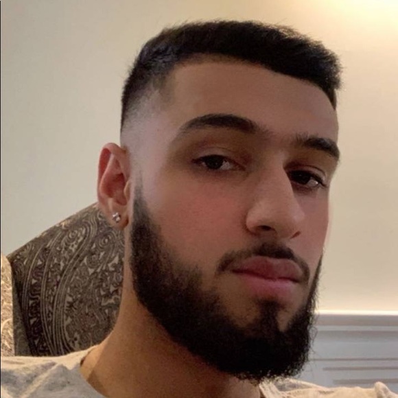 Profile Picture of Sajan Singh (@sajan_s11) on Poshmark