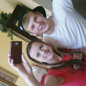 Profile Picture of Evan Clark (@1hotnerd) on Myspace