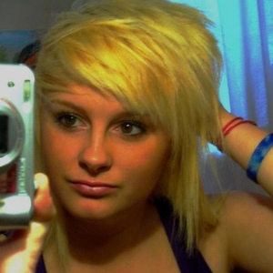 Profile Picture of Zelie Thomas (@pingu31732) on Myspace