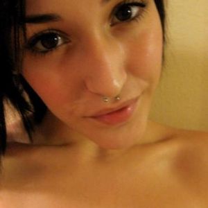 Profile Picture of Leah Hardin (@leah_elizabeth_) on Myspace
