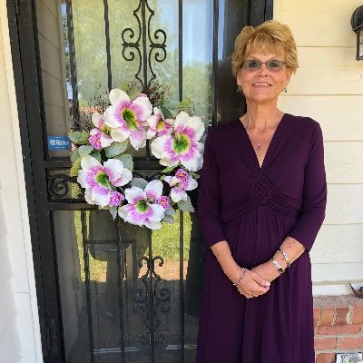 Profile Picture of Paula Nichols (@PaulaNi50342774) on Twitter