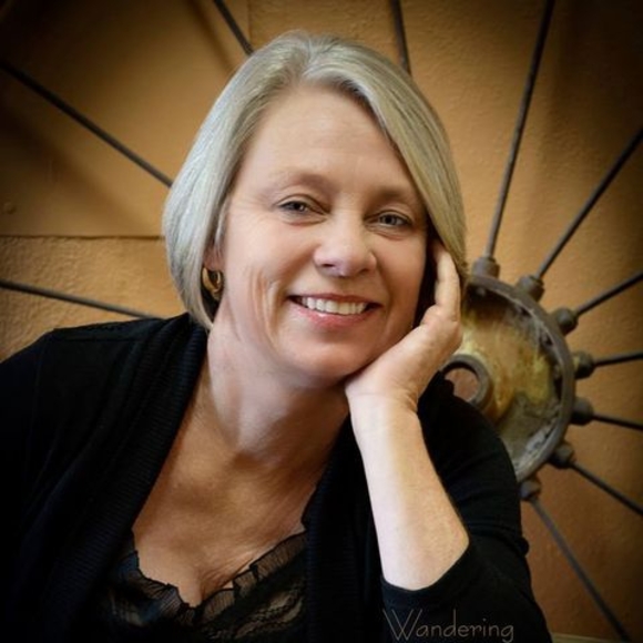 Profile Picture of Terri Weeden (@cienegabusmgmt) on Poshmark