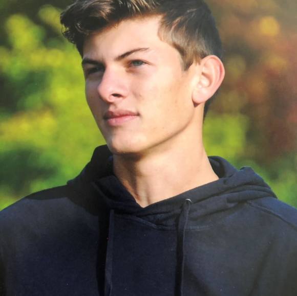 Profile Picture of Jacob Bundy (@bundyjay123) on Poshmark