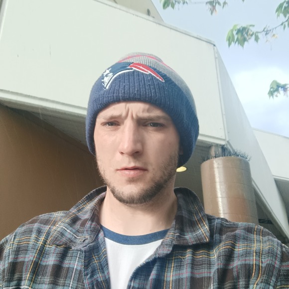 Profile Picture of Joseph Eells (@coolassjoe) on Poshmark