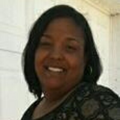 Profile Picture of Anika Holmes (@Nikanewlifediva) on Twitter